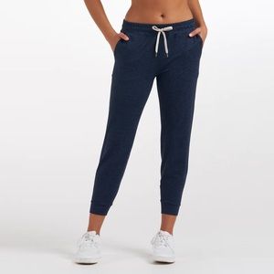 Vuori performance joggers Navy Heather NWT
